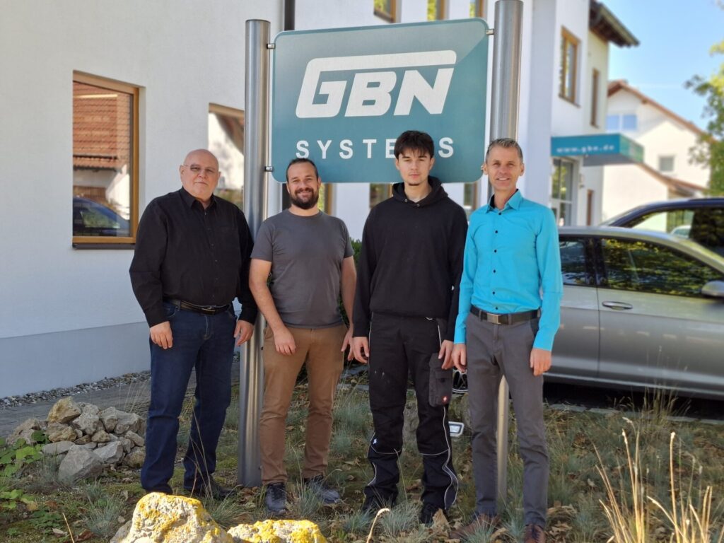 Neuer Auszubildender Julian